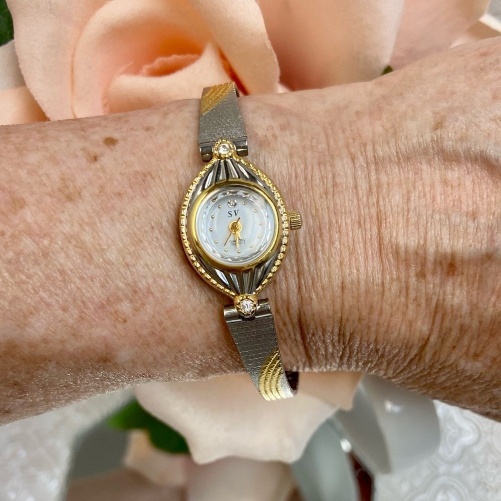 Vintage Sergio Valente Diamond Accented Dial Two-Tone Dainty Dress Watch - Picture 8 of 16